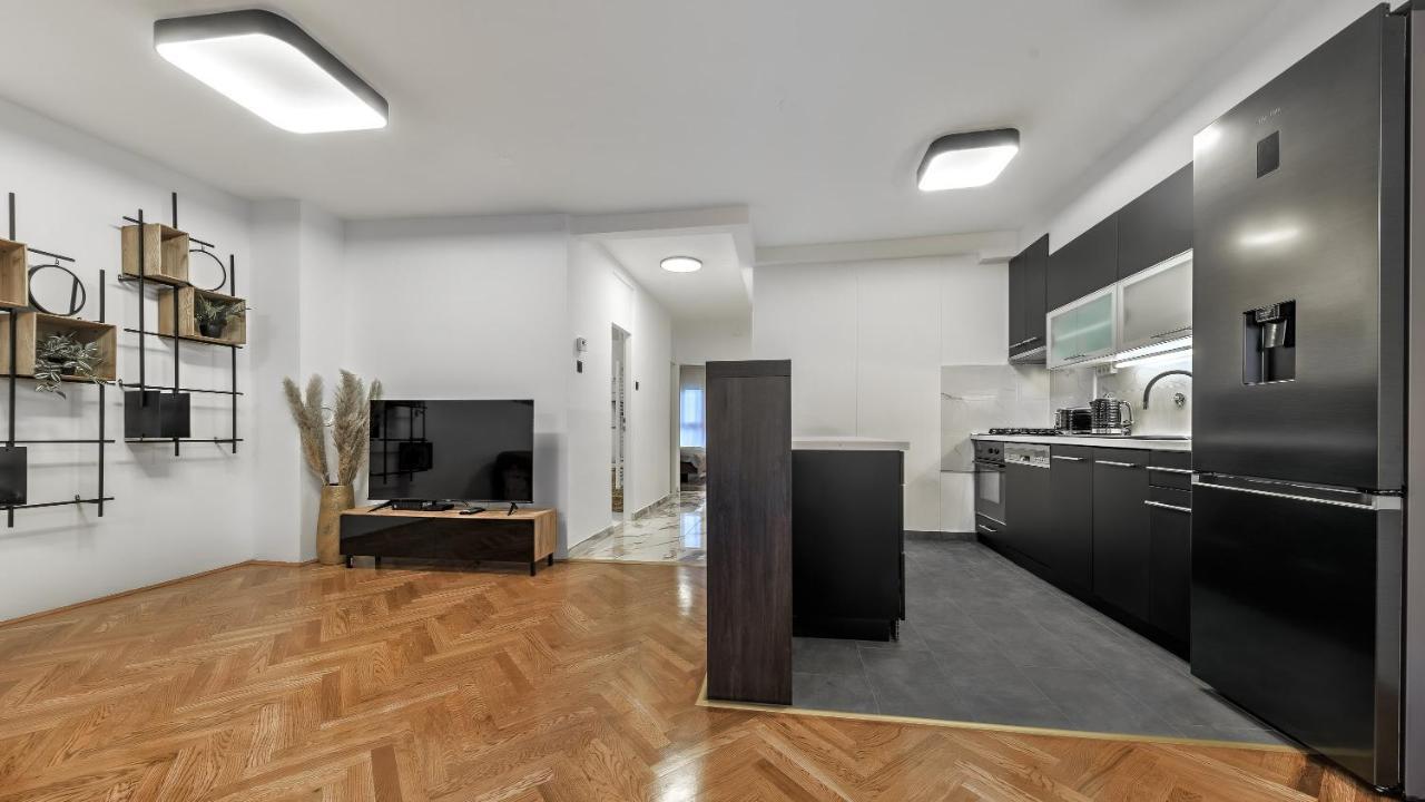 President Apartment With Sauna Загреб Екстериор снимка